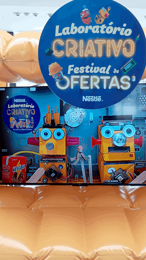 Nossas oficinas, com duas horas de duração, são conduzidas por monitores experientes em um ambiente totalmente seguro e divertido. E, para deixar o clima do evento ainda mais mágico, contamos com a participação especial de Paulo Netho, contador de histórias e escritor, responsável por fazer a garotada embarcar em aventuras fantásticas durante as oficinas de criação.