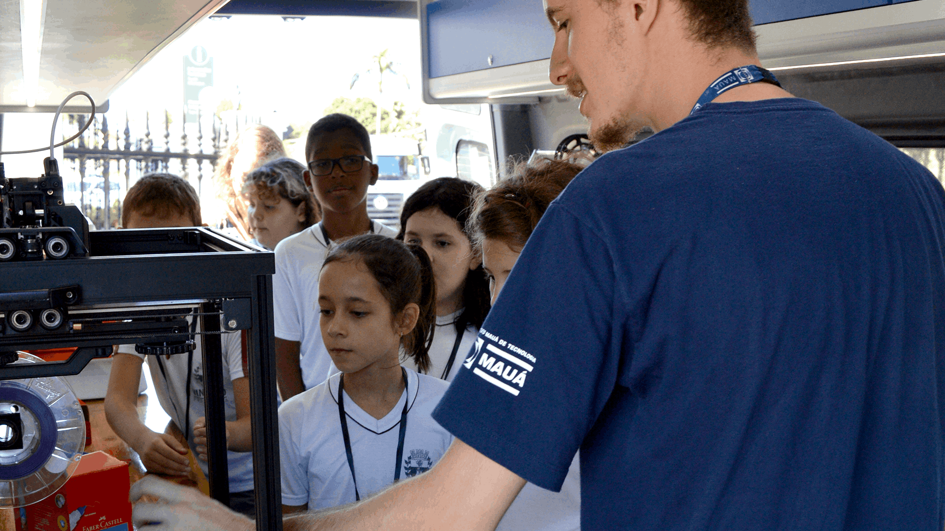 Instituto Mauá de Tecnologia participa do projeto Fábrica Makers com o Fab Lab Móvel